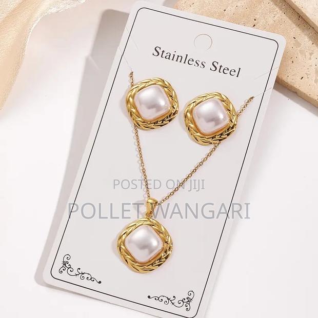 Classic Jewelry Sets - thumbnail 3