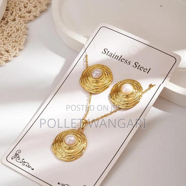 Classic Jewelry Sets - thumbnail 4
