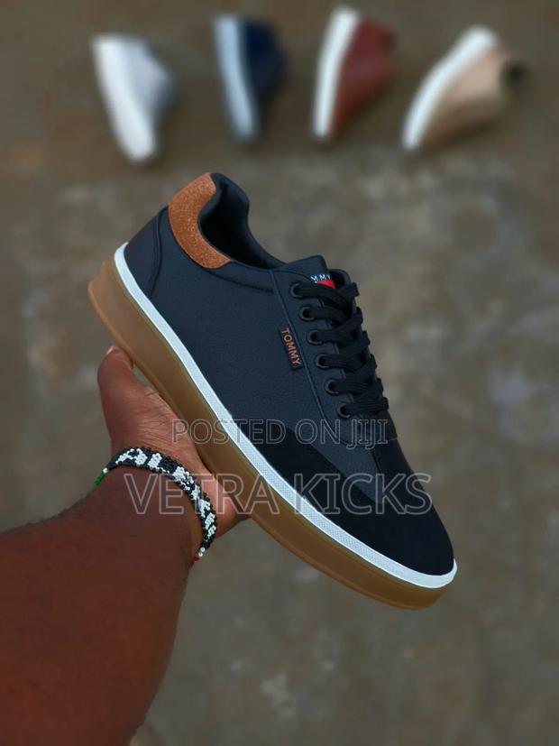 Tommy Hilfiger
Sizes 39_45