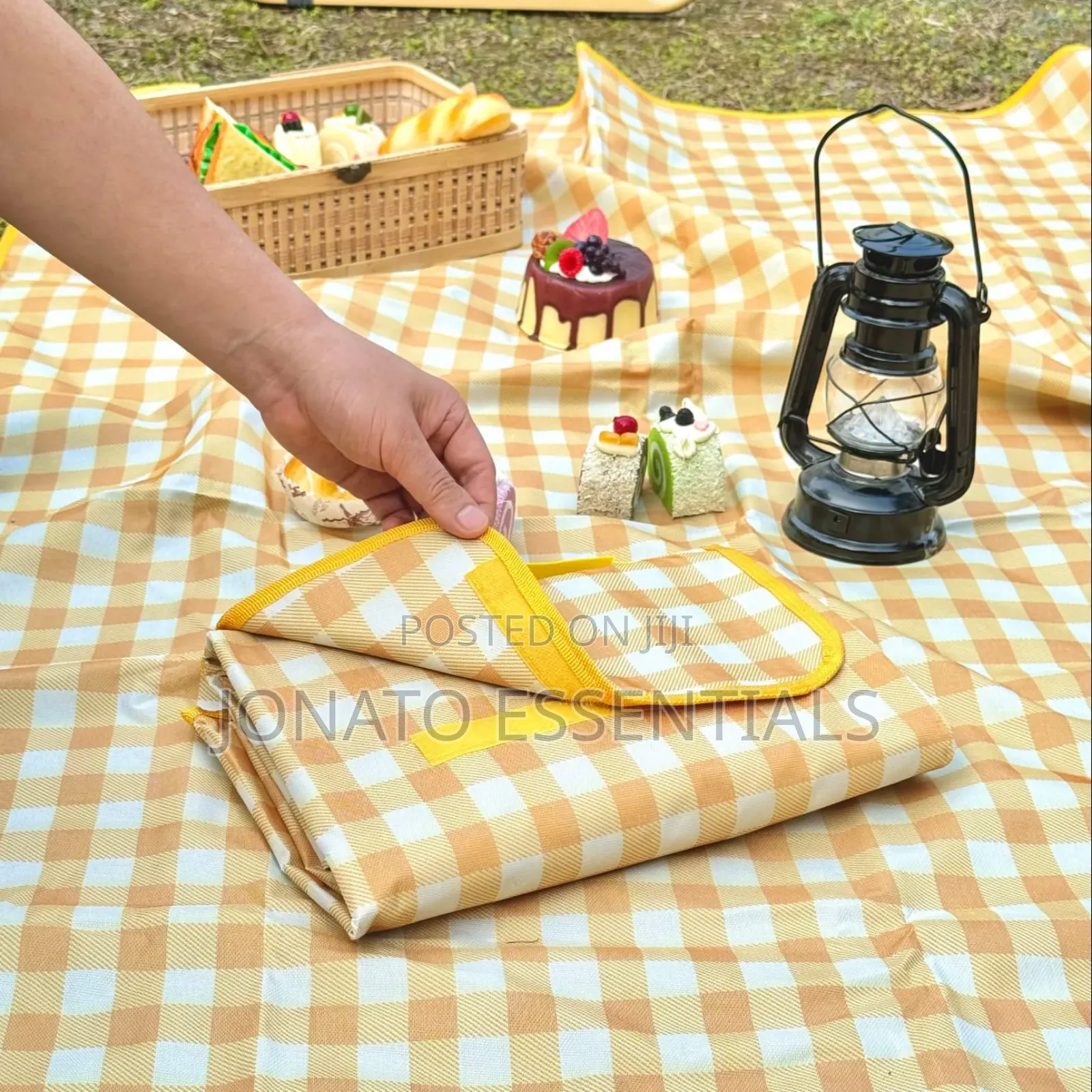 Waterproof 150x200cm Picnic Mat Foldable Camping Carpet