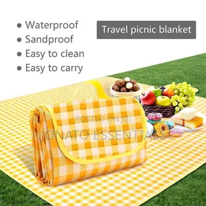 Waterproof 150x200cm Picnic Mat Foldable Camping Carpet