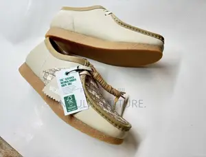 Clarks Supreme Wallabee