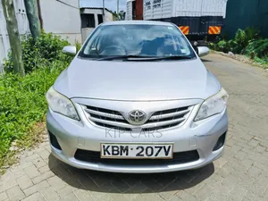Toyota Corolla LE 4dr Sedan (1.8L 4cyl 4A) 2010 Silver