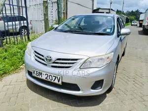 Toyota Corolla LE 4dr Sedan (1.8L 4cyl 4A) 2010 Silver