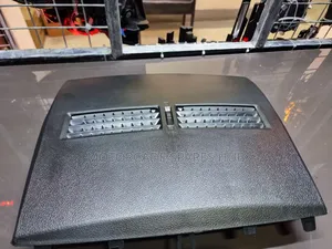Nissan Tiida Center Dashboard Air Vent Console