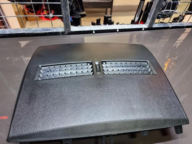 Nissan Tiida Center Dashboard Air Vent Console