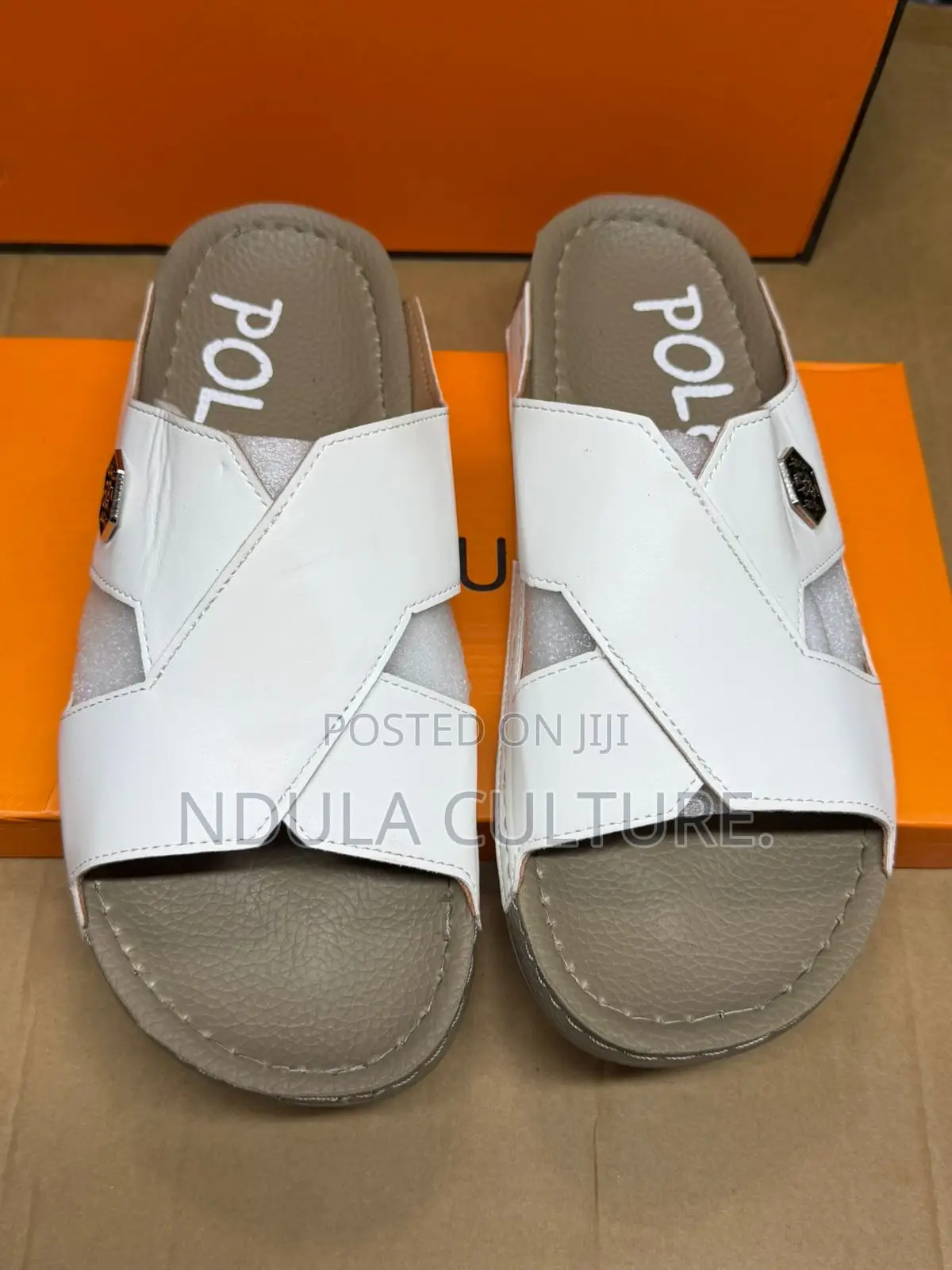 Pole Sandals