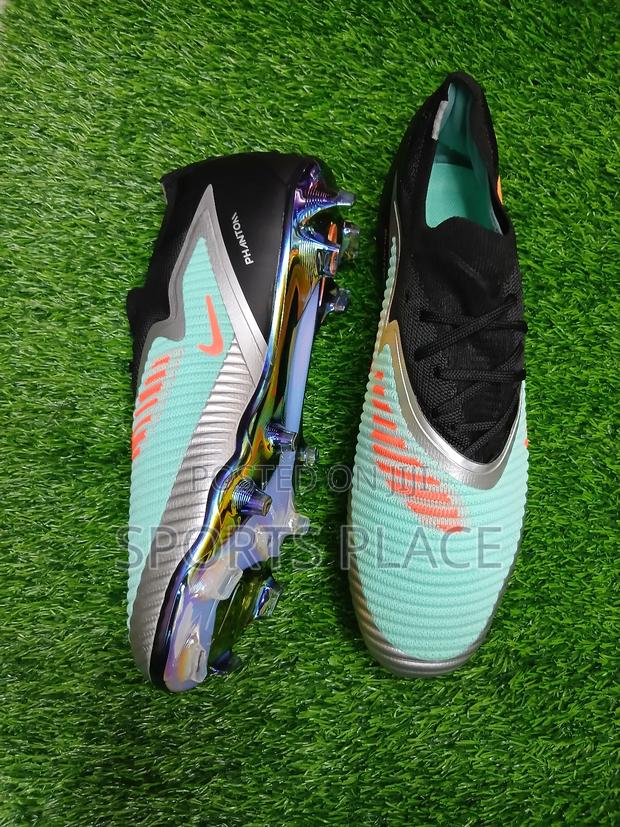 Nike Phantom 6 Chromatic Black Football Boots - thumbnail 2