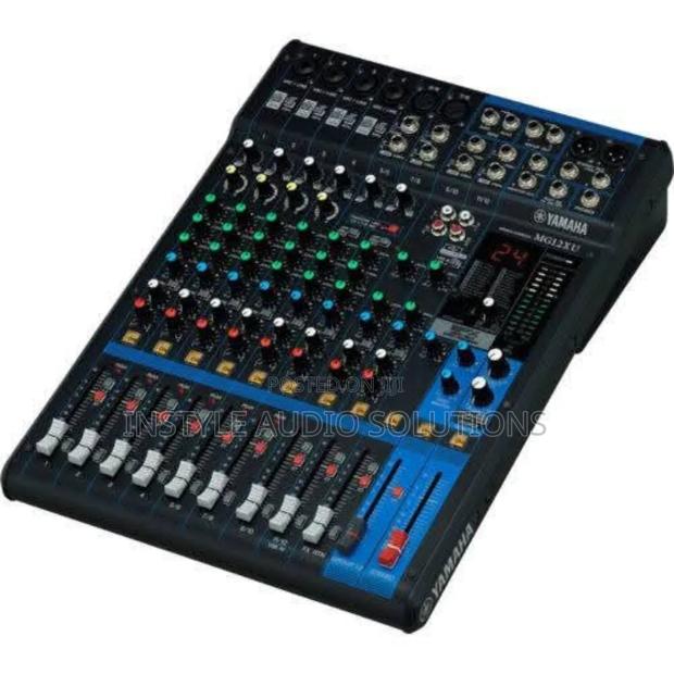 12 Channels Plain Mixer Yamaha Mg12xu Professional Usb Enabled