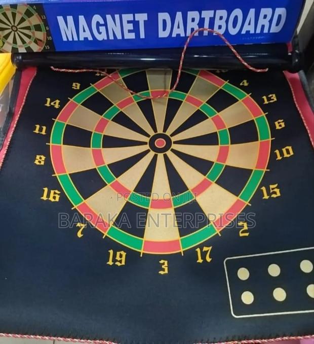 Magnetic Dart Board