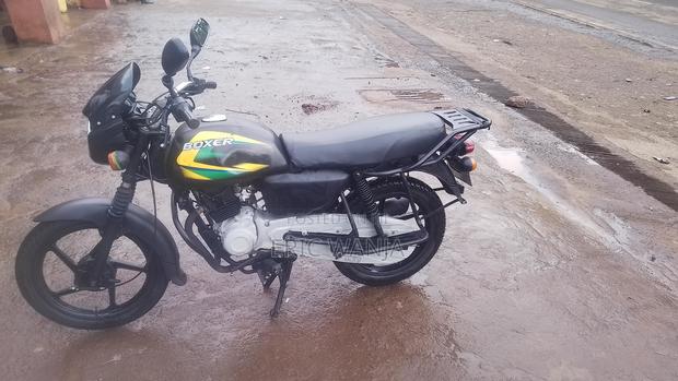 Bajaj Boxer 2023 Blue - main view