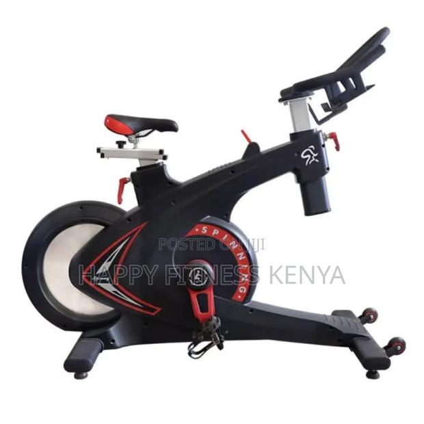 Commercial Spinning Bike for Gym Classes Both Indoors and Outside