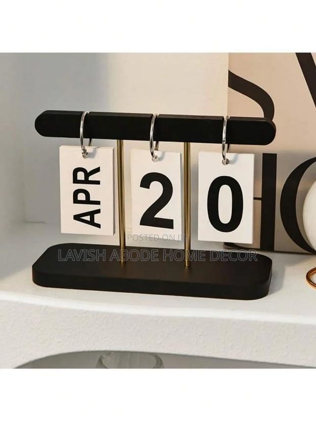 Black Decorative Diy Flip Calender - main view