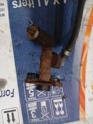 Nissan Vanette/Mazda Bongo Upper Clutch Master Cylinder