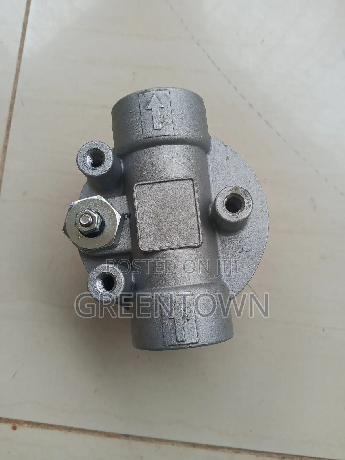 Hydraulic Filter Mounting Head Adapter, Designed for Heavy Machines