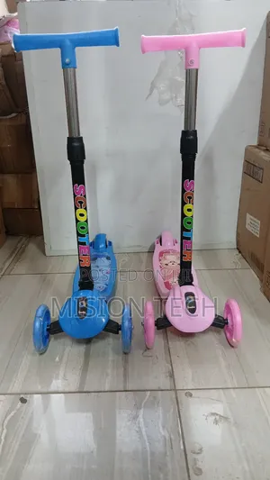 Kids Kick Scooter With Adjustable Handle 