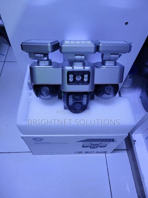 Tripple Lenses Camera With All Cameras Rotating 360 Decrees - thumbnail 3