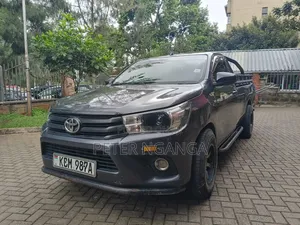 Toyota Hilux Revo Single Cab Deisel 2.4 RWD 2017 Gray