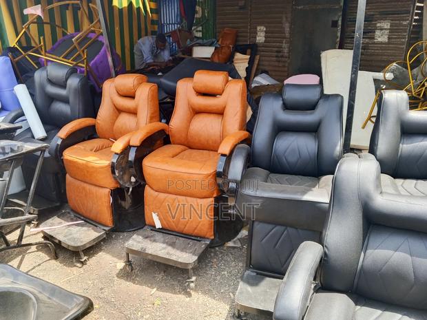 For Quality Barber Seat - main view