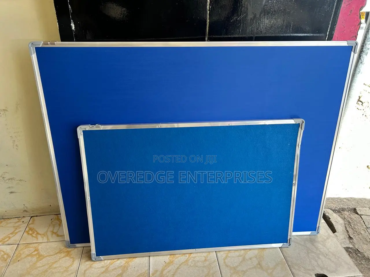 Strong Pushpin Noticeboard