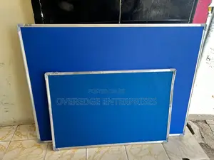 Strong Pushpin Noticeboard