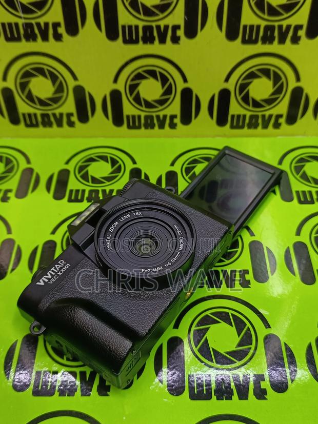 Vivitar Flip Screen Camera - main view