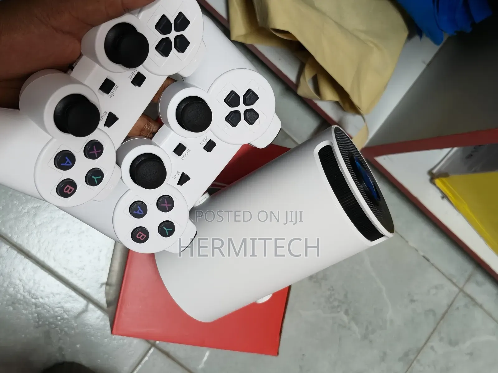 2 Gaming Pads Smart Android Projector Usb