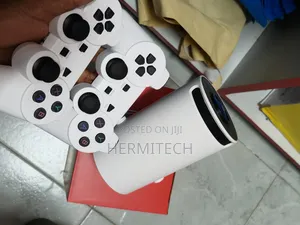 2 Gaming Pads Smart Android Projector Usb