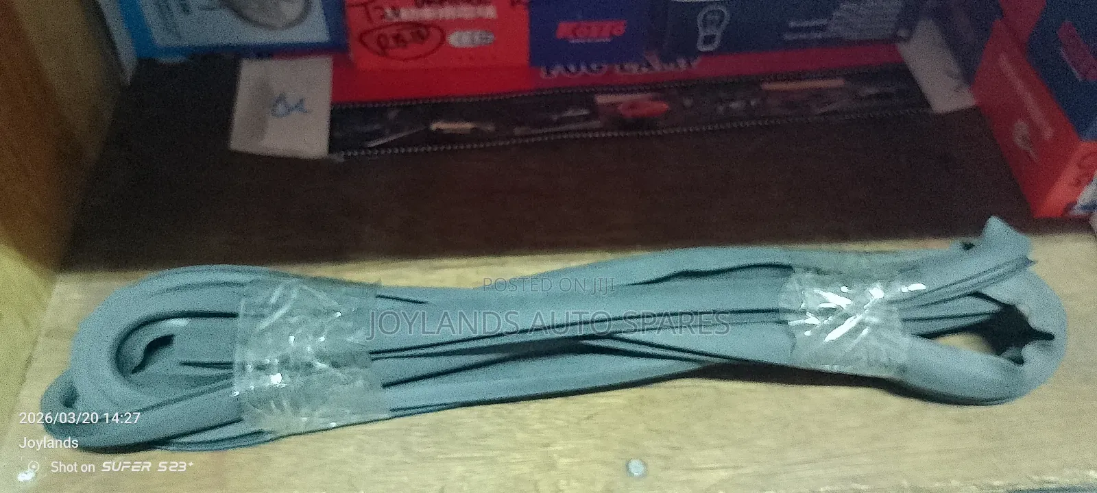 Hilux Vigo 2007 Windscreen Rubber