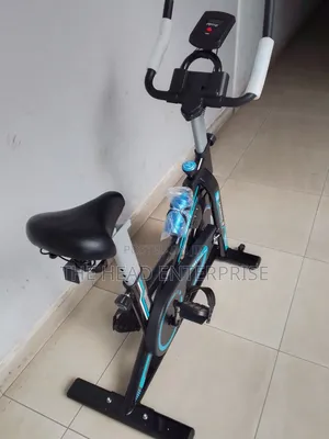 Blue Gym Bike Spinning Bike 120kg Maximum Weight Usage