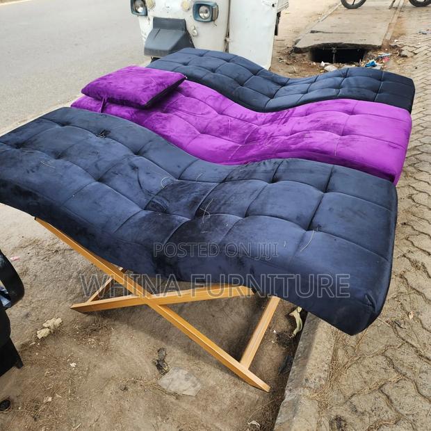 Black and Purple Lash Bed