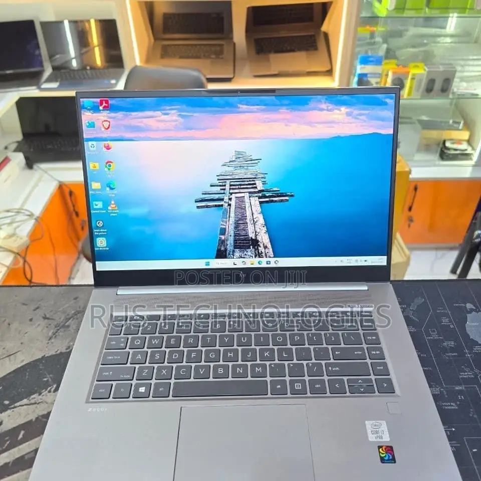 Laptop HP Zbook Fury 15 G7 16GB Intel Core i7 SSD 512GB