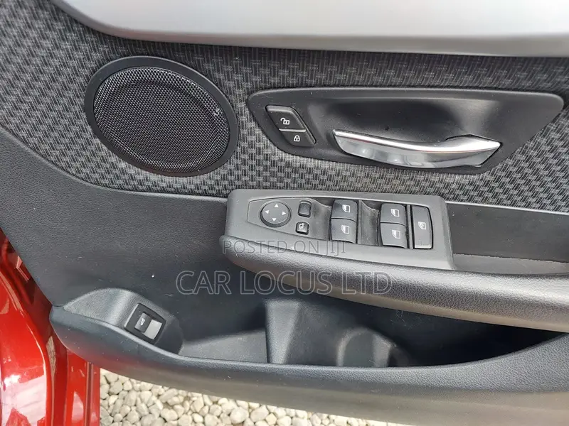 BMW 218i 2018 Red