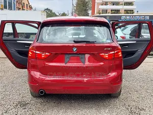 BMW 218i 2018 Red