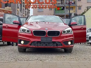 BMW 218i 2018 Red