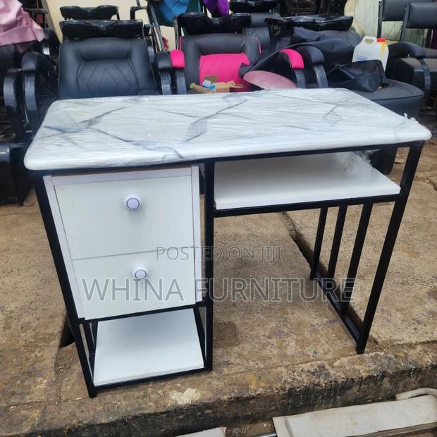 Marble Manicure Table Black