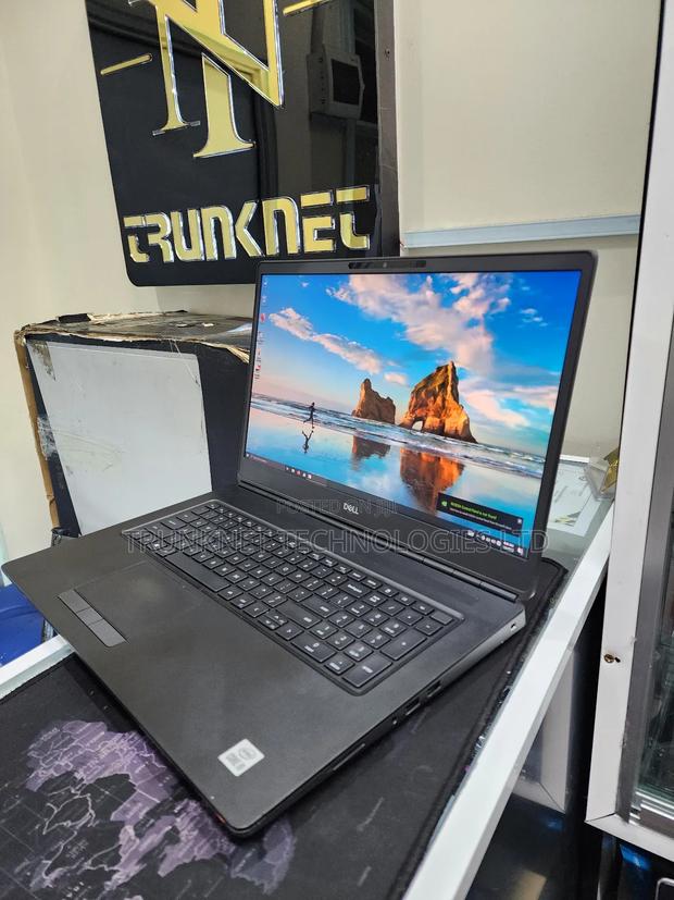 Laptop Dell Precision 7560 16GB Intel Core i7 SSD 512GB - thumbnail 2