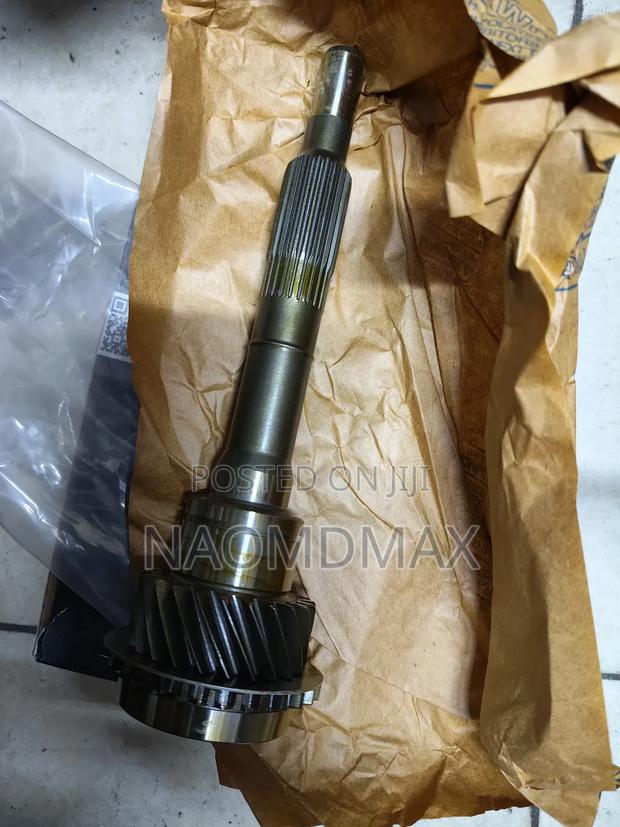 Top Shaft Isuzu Dmax - thumbnail 2