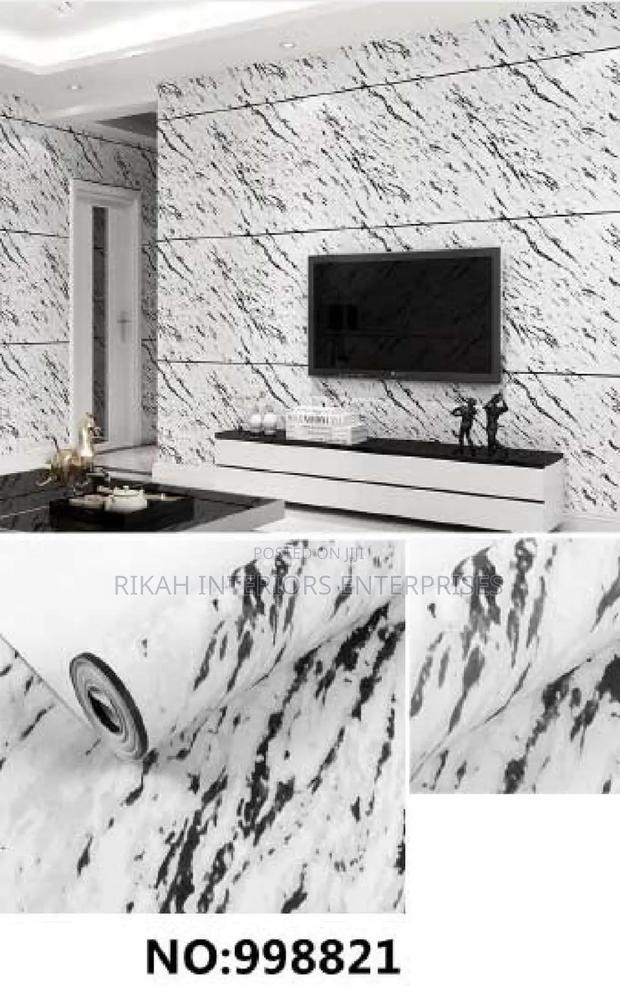 Beautiful White and Black Marble Wallpaper