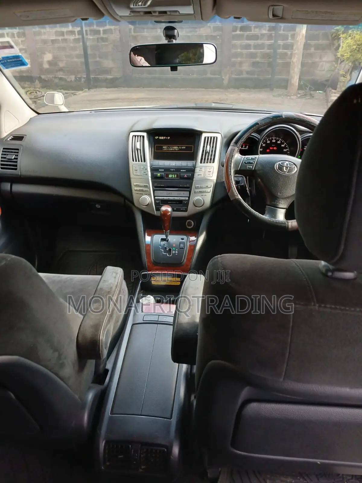 Toyota Harrier 2.4 2011 White