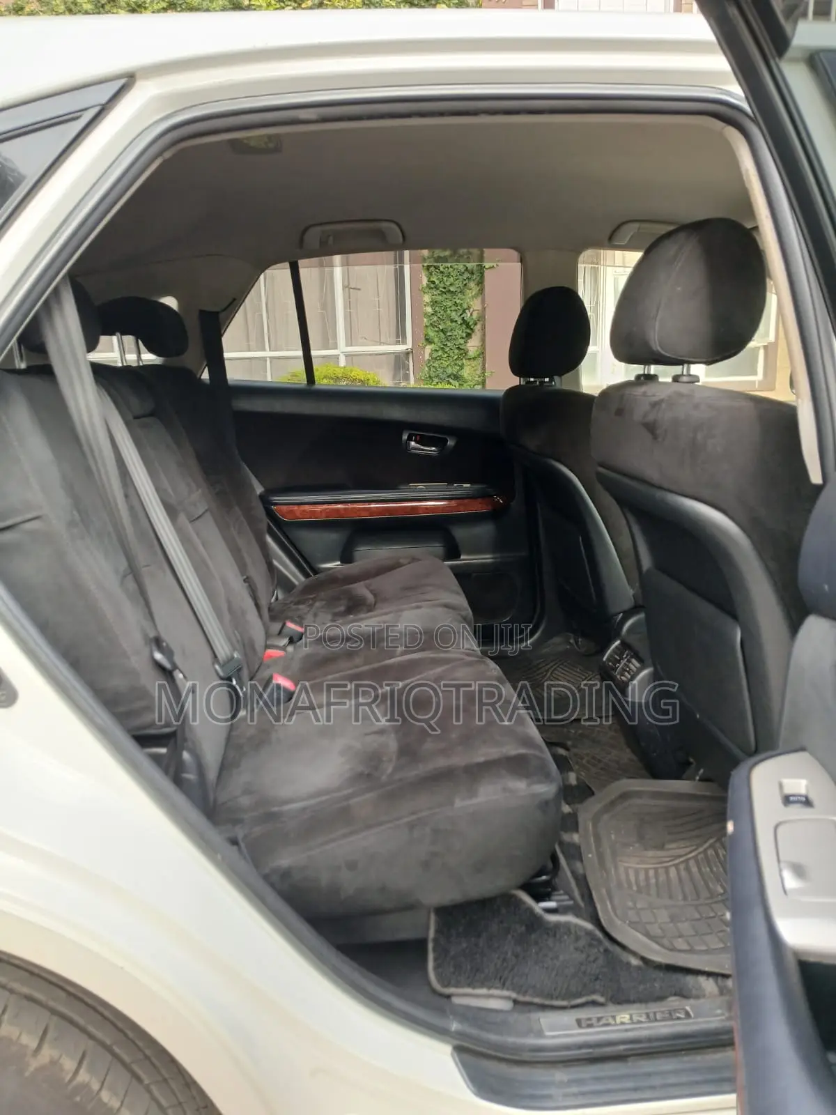 Toyota Harrier 2.4 2011 White