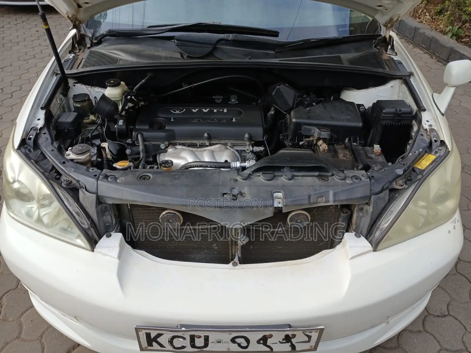 Toyota Harrier 2.4 2011 White