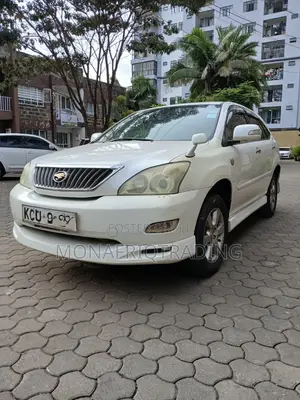 Toyota Harrier 2.4 2011 White