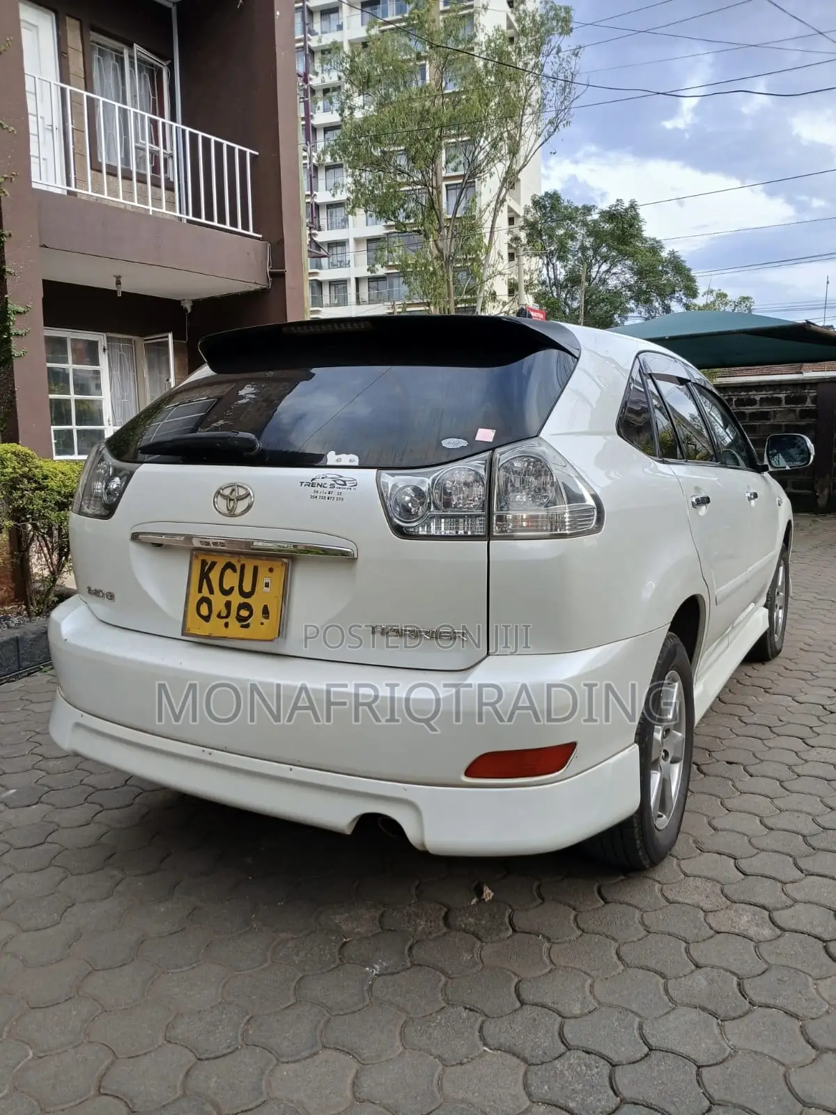 Toyota Harrier 2.4 2011 White