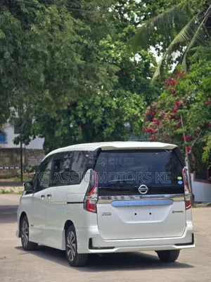 Nissan Serena 2019 White