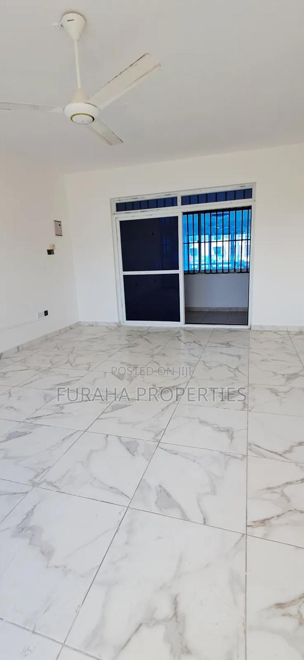 Offices to Let Diani - thumbnail 7