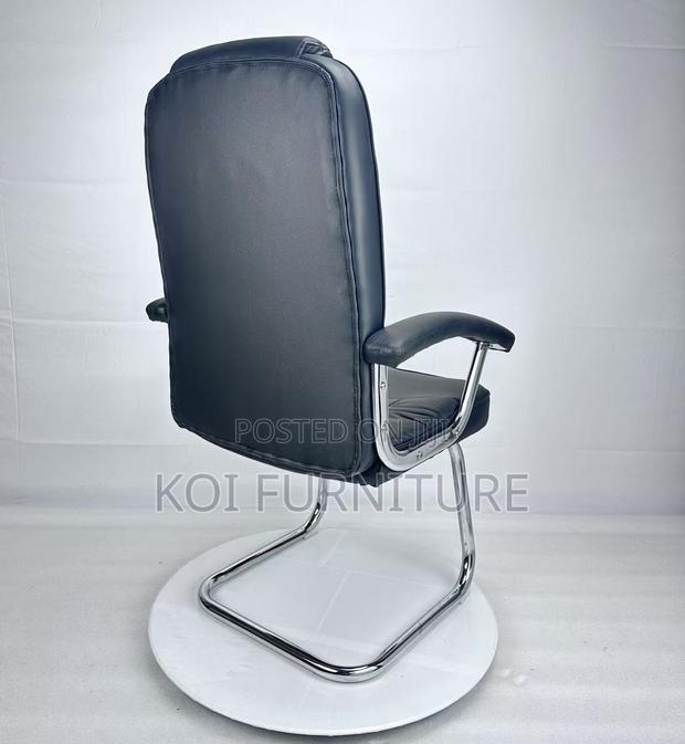 Office Chair : Executive Leather Visitor Chair - thumbnail 5