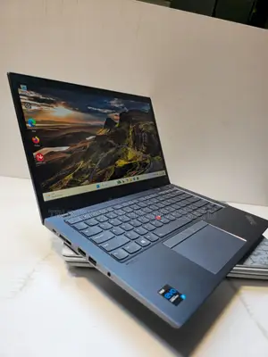 Laptop Lenovo Thinkpad T14s Gen 2 16GB Intel Core i7 SSD 256GB