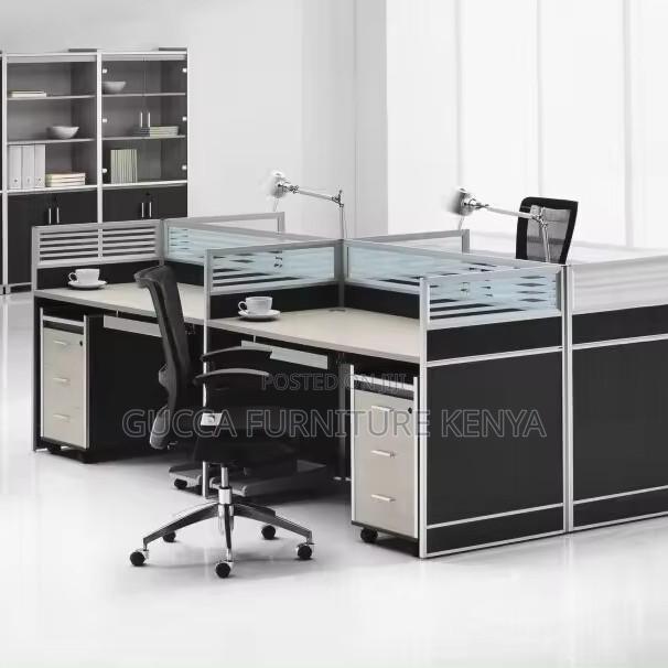 4-Seater Imported Office Modular Workstation - thumbnail 2
