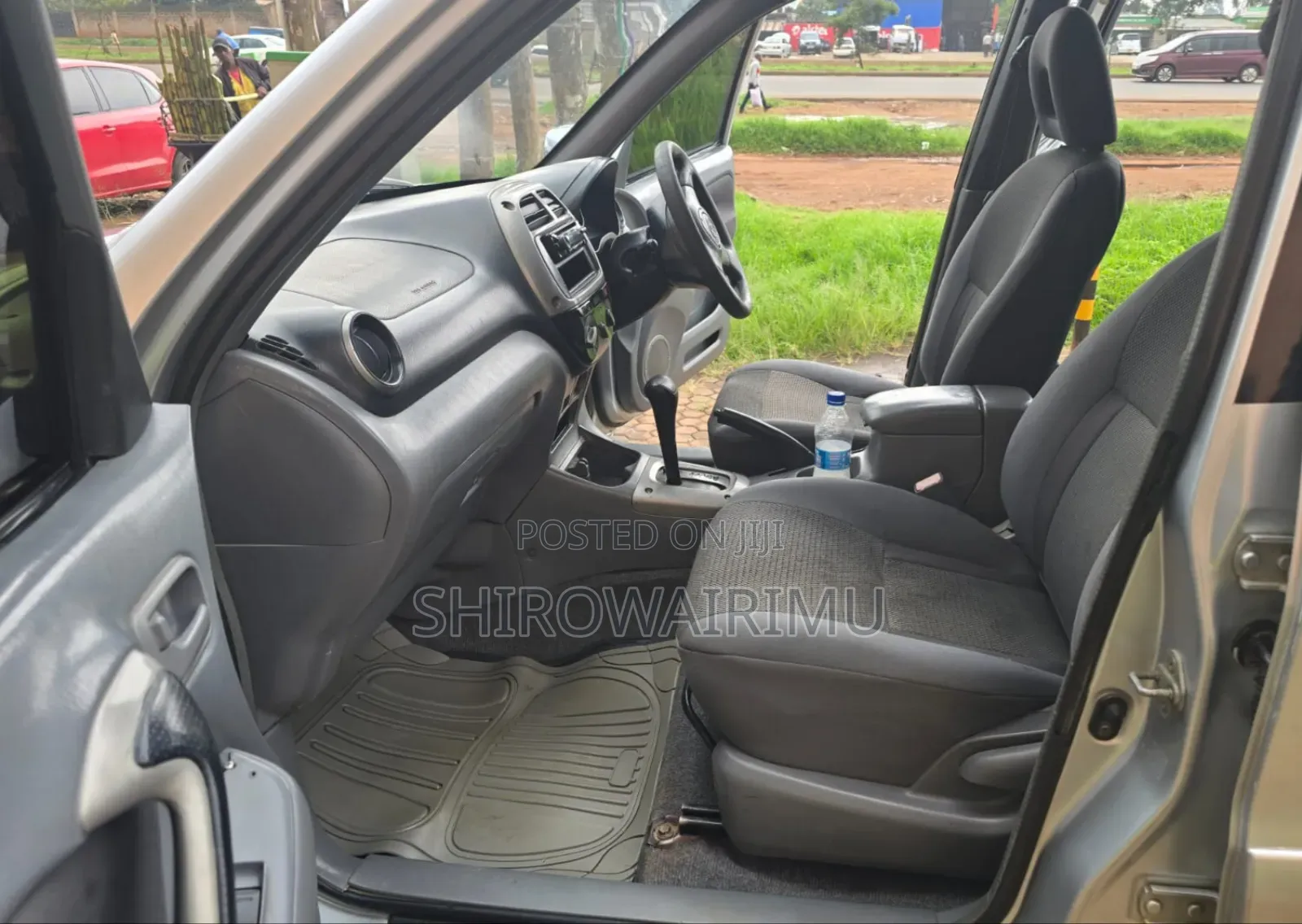 Toyota RAV4 2001 Ivory